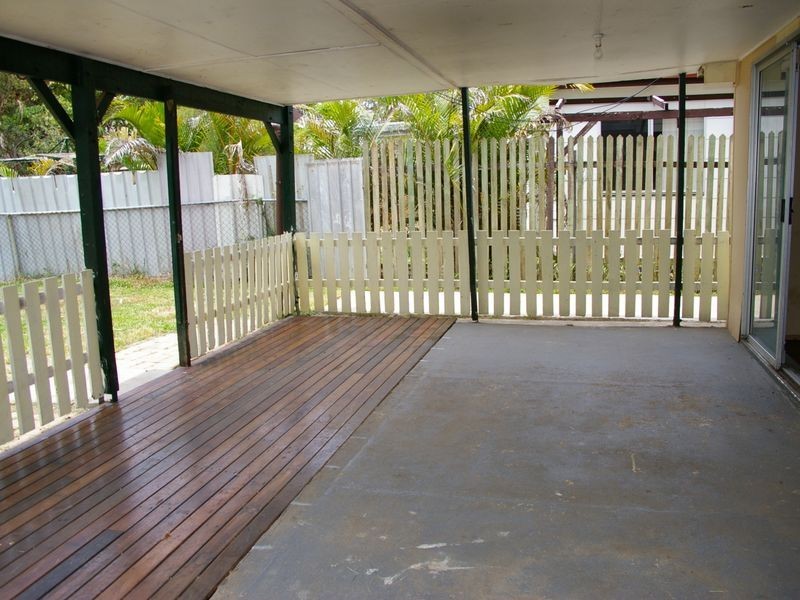 27 Moon Street, Caboolture South QLD 4510