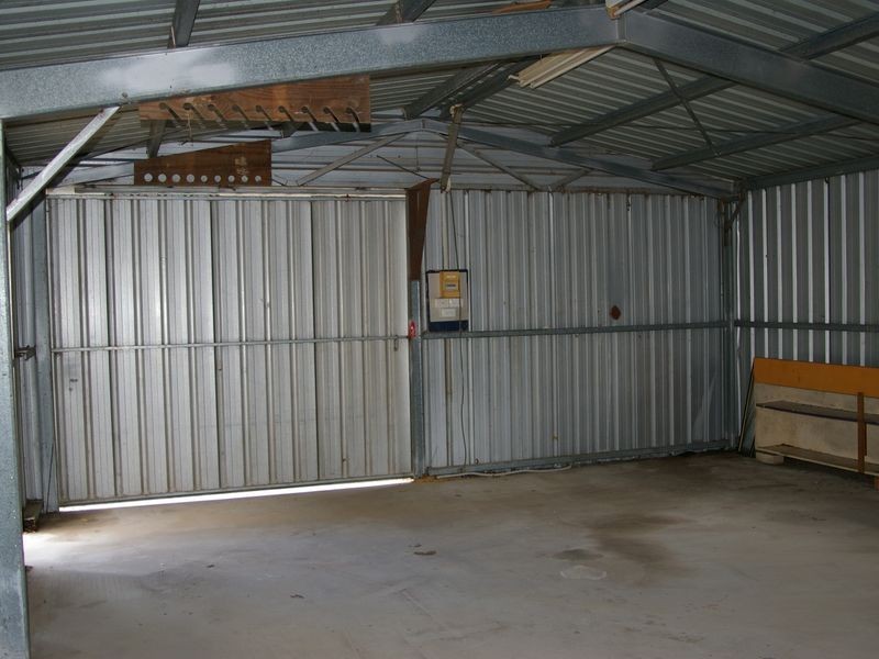 42 Flowers Rd, Caboolture QLD 4510
