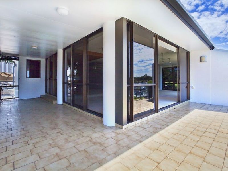 11/24 Spinnaker Dr, Sandstone Point QLD 4511