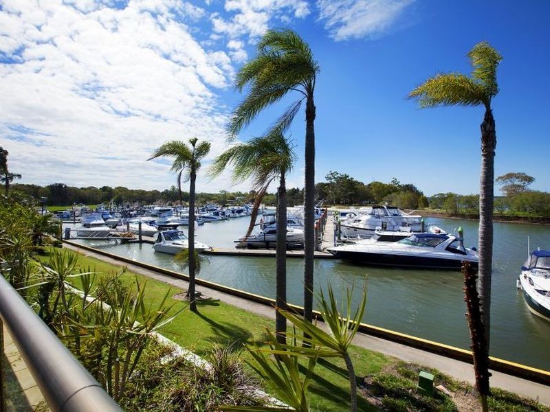 4/24 Spinnaker Dr, Sandstone Point QLD 4511