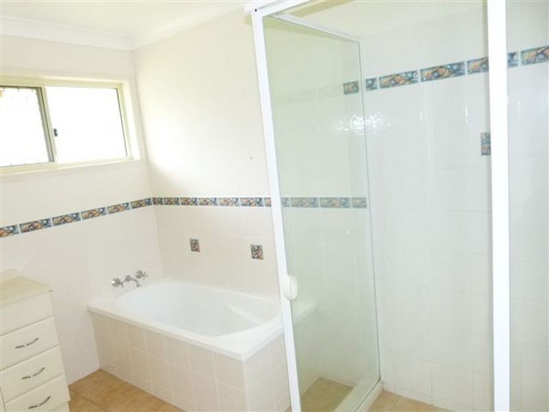 26 Connor Cres, Caboolture QLD 4510