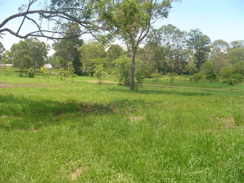 21 Hanson St, Caboolture QLD 4510
