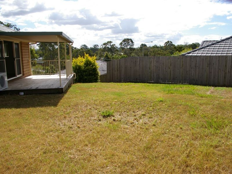 3 Damber Close, Morayfield QLD 4506