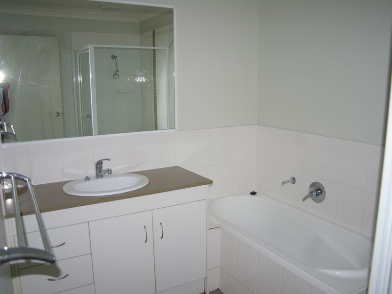 3 Damber Close, Morayfield QLD 4506