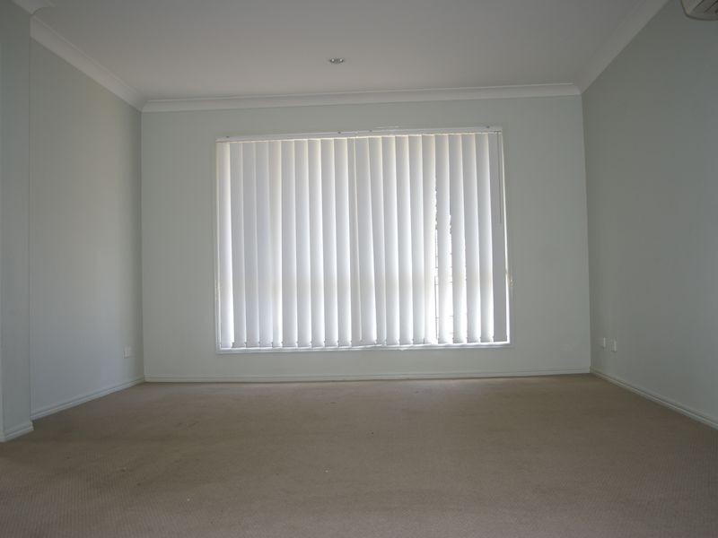 3 Damber Close, Morayfield QLD 4506