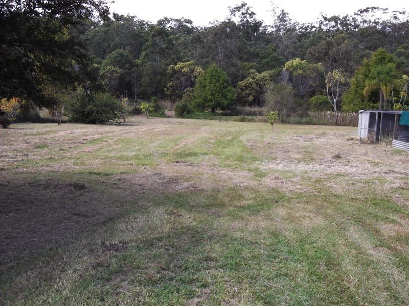 26 Mackney Rd, Upper Caboolture QLD 4510