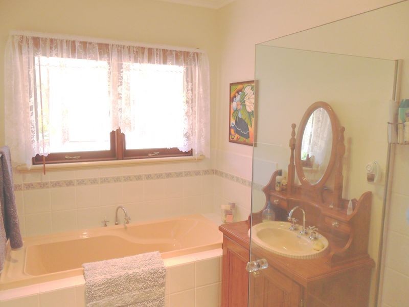 58 Hampton Rd, Rocksberg QLD 4510