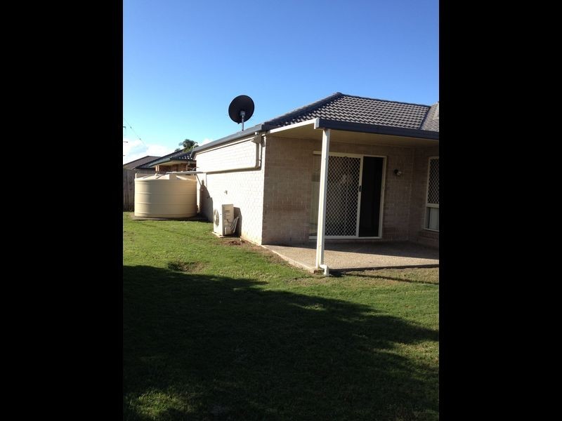 5 Jan Ct, Caboolture QLD 4510