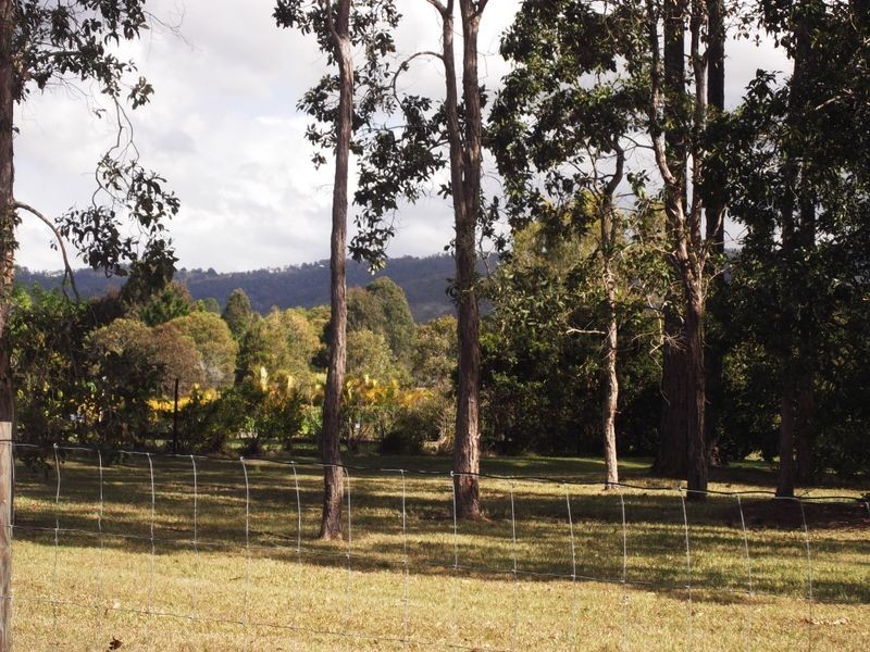 2 Cnr Morrisby St & Mackney Rd, Upper Caboolture QLD 4510