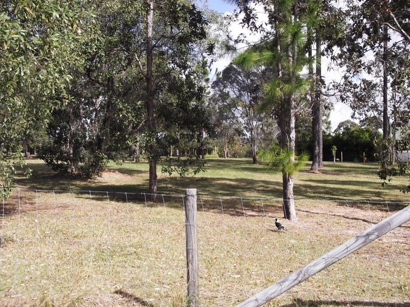 2 Cnr Morrisby St & Mackney Rd, Upper Caboolture QLD 4510