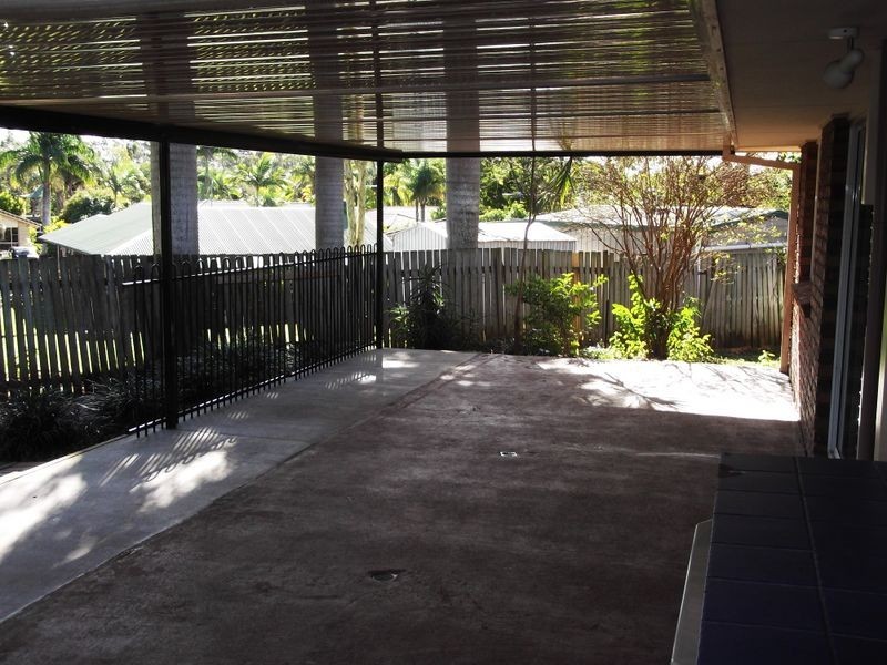 5 Crestleigh Ct, Morayfield QLD 4506