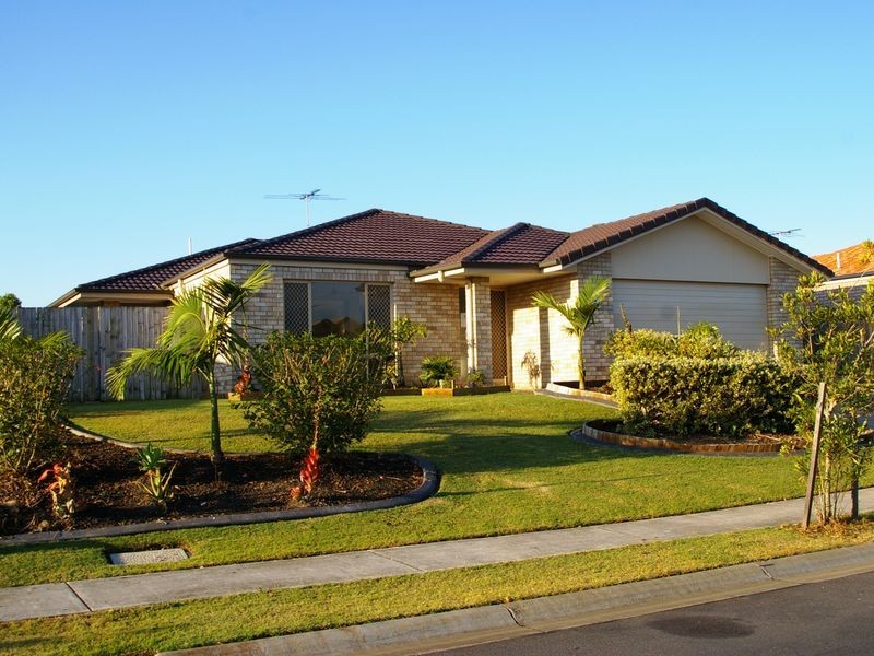 14 Hollywood Avenue, Bellmere QLD 4510