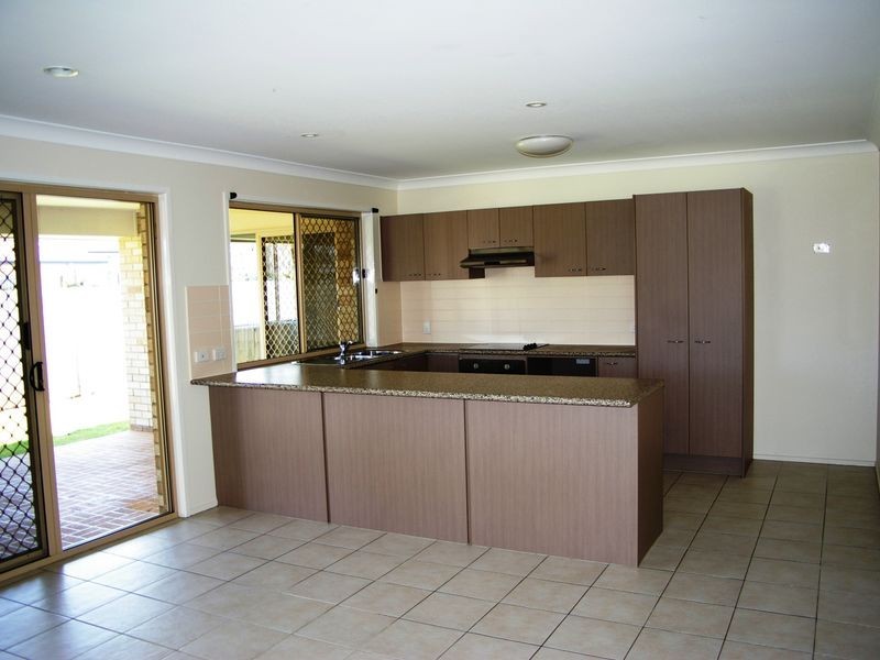 14 Hollywood Avenue, Bellmere QLD 4510