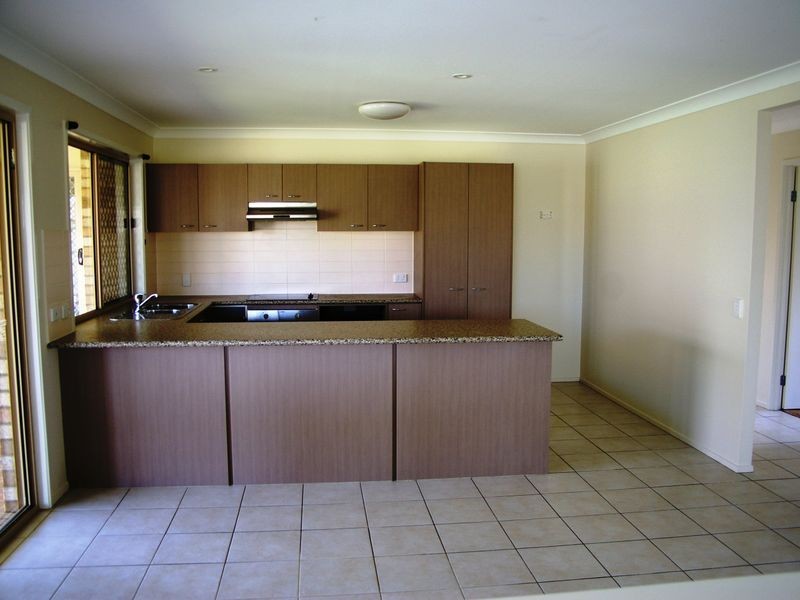 14 Hollywood Avenue, Bellmere QLD 4510