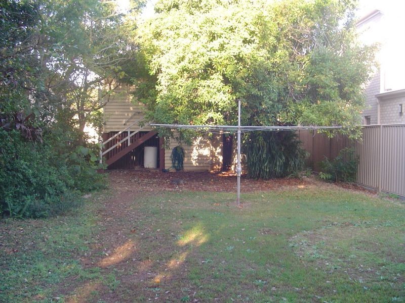 405 Scarborough Rd, Scarborough QLD 4020