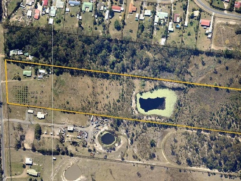 64 Hamilton Rd, Elimbah QLD 4516