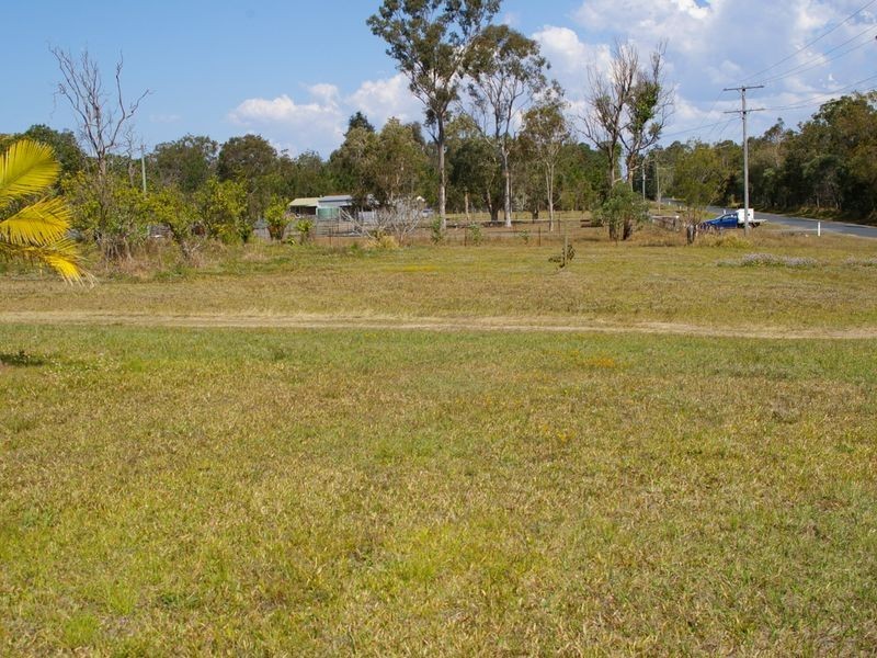 64 Hamilton Rd, Elimbah QLD 4516