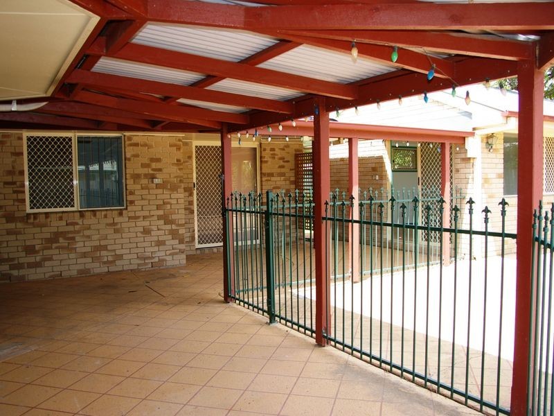 5 Parkridge Av, Upper Caboolture QLD 4510