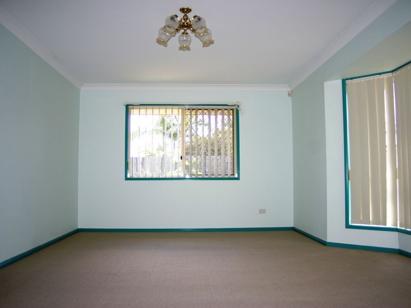5 Parkridge Av, Upper Caboolture QLD 4510