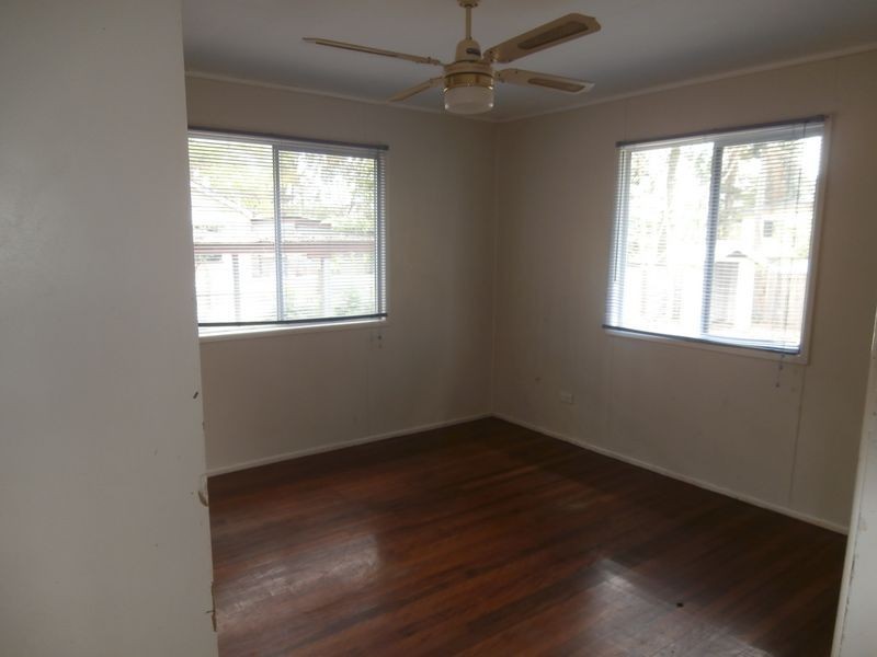 8 Kennedy St, Caboolture QLD 4510