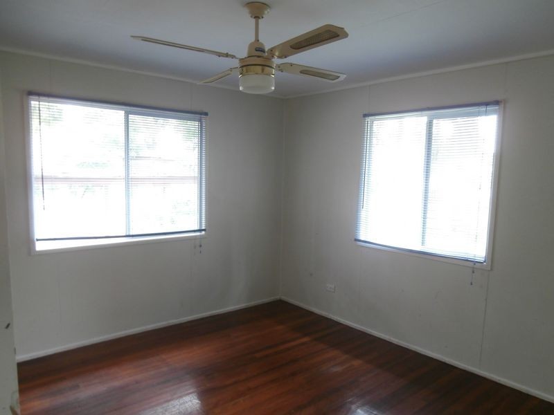 8 Kennedy St, Caboolture QLD 4510