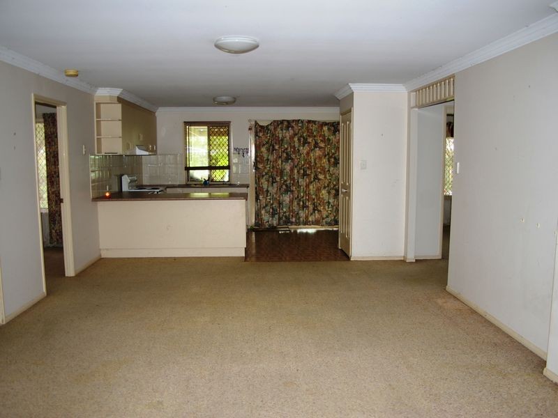 2 Gabriel St, Morayfield QLD 4506