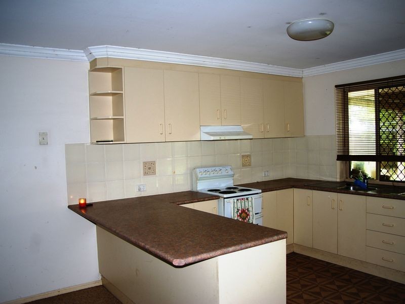 2 Gabriel St, Morayfield QLD 4506