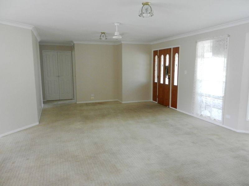 44 Silkyoak Dr, Morayfield QLD 4506