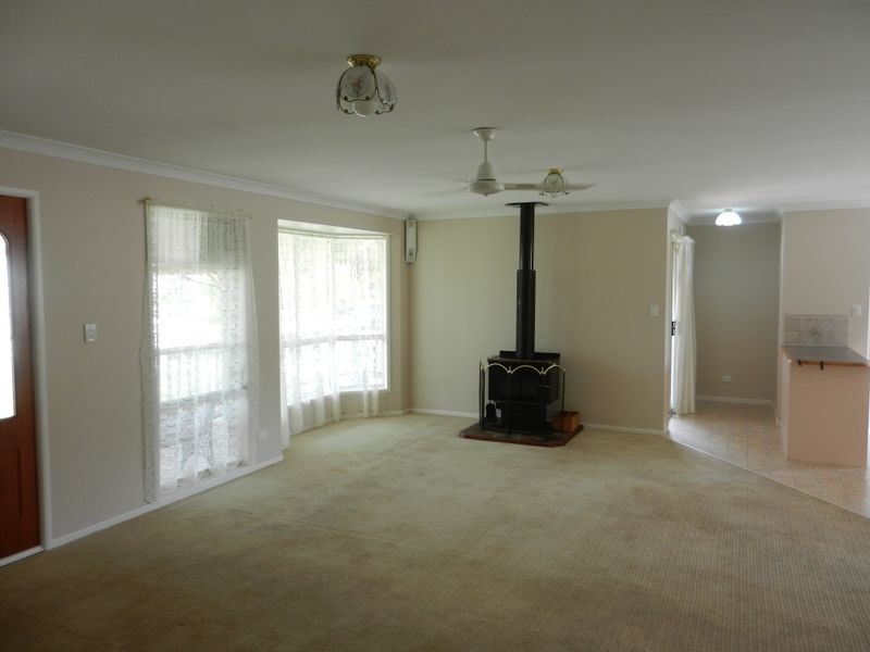 44 Silkyoak Dr, Morayfield QLD 4506