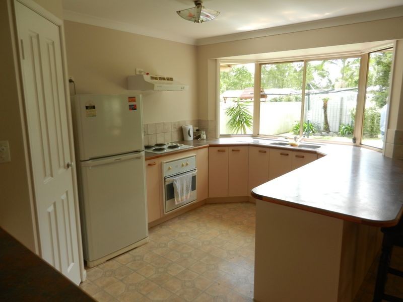 44 Silkyoak Dr, Morayfield QLD 4506