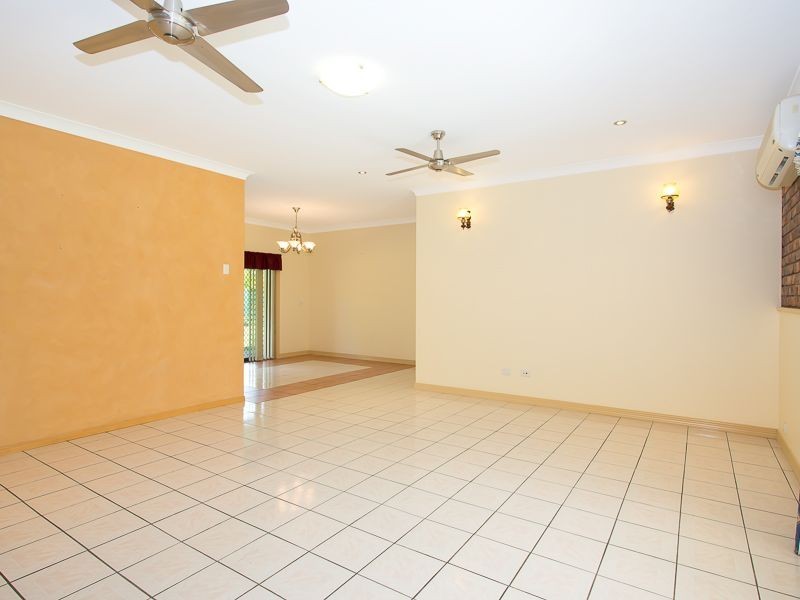 136 Uhlmann Rd, Burpengary QLD 4505