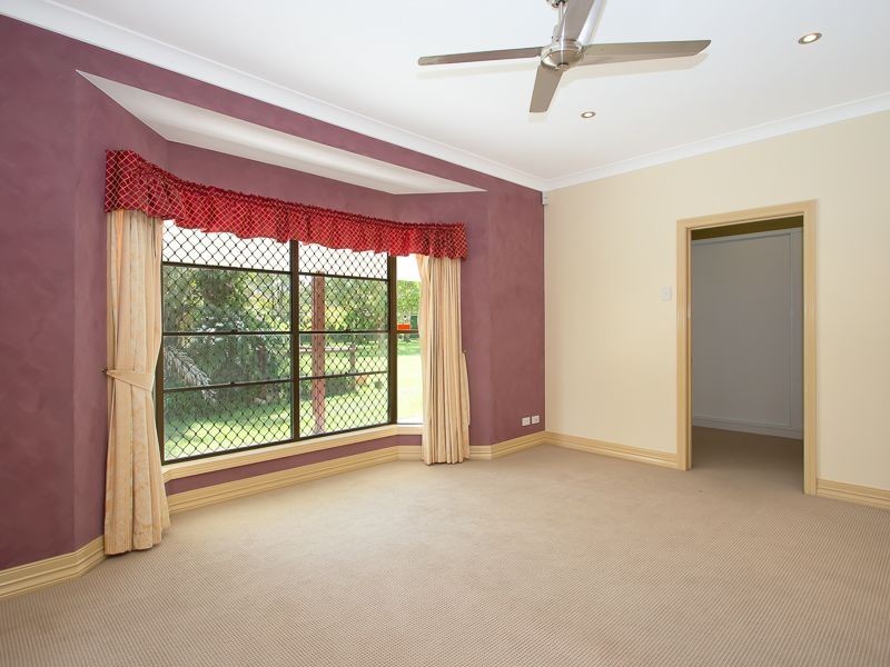 136 Uhlmann Rd, Burpengary QLD 4505
