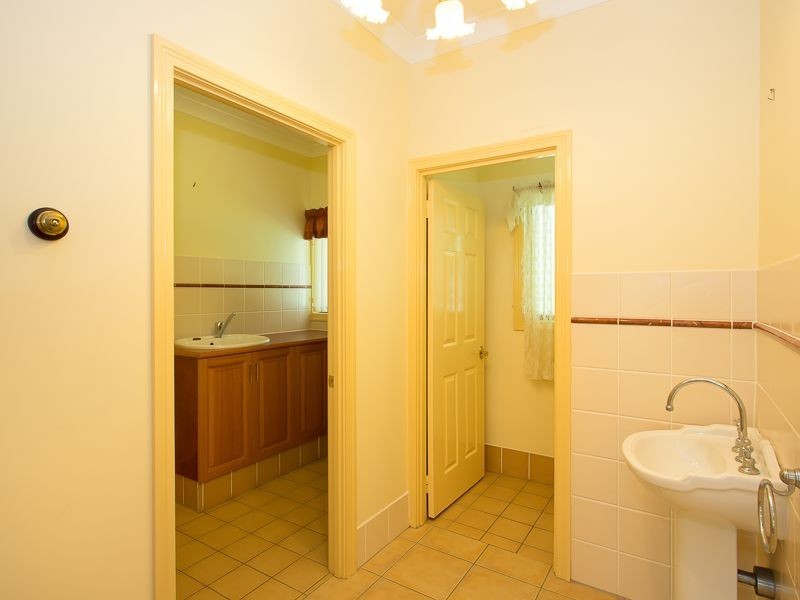 136 Uhlmann Rd, Burpengary QLD 4505