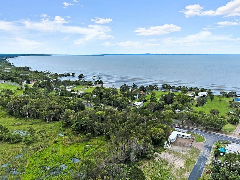 153 Bishop Rd, Beachmere QLD 4510