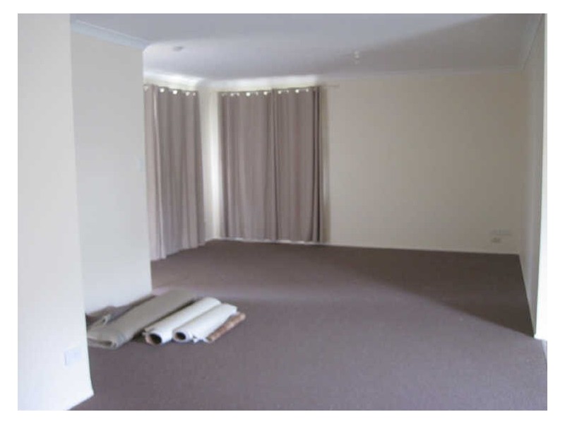 1 Hillgate Court, Morayfield QLD 4506