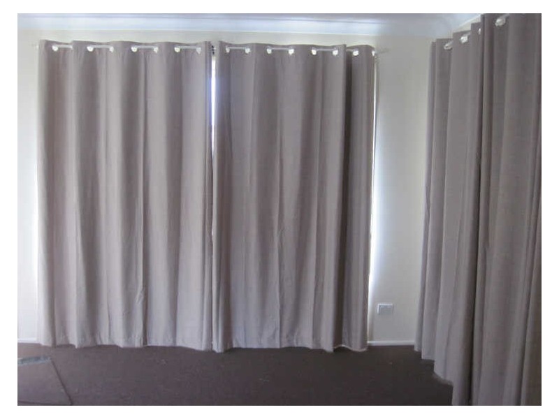 1 Hillgate Court, Morayfield QLD 4506