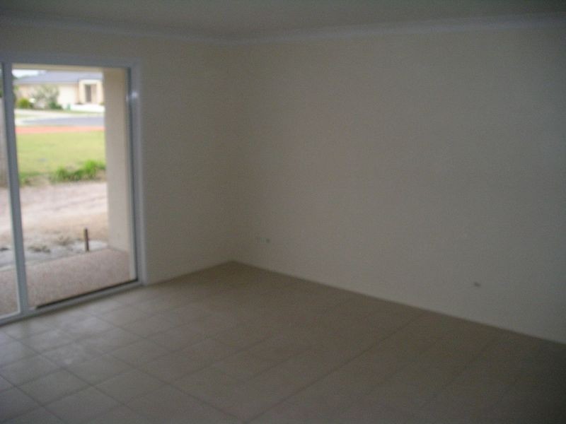 2/11 Guardian Court, Caboolture QLD 4510