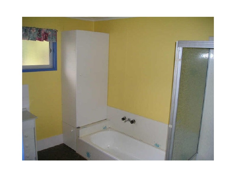 24 Ferris Street, Caboolture QLD 4510