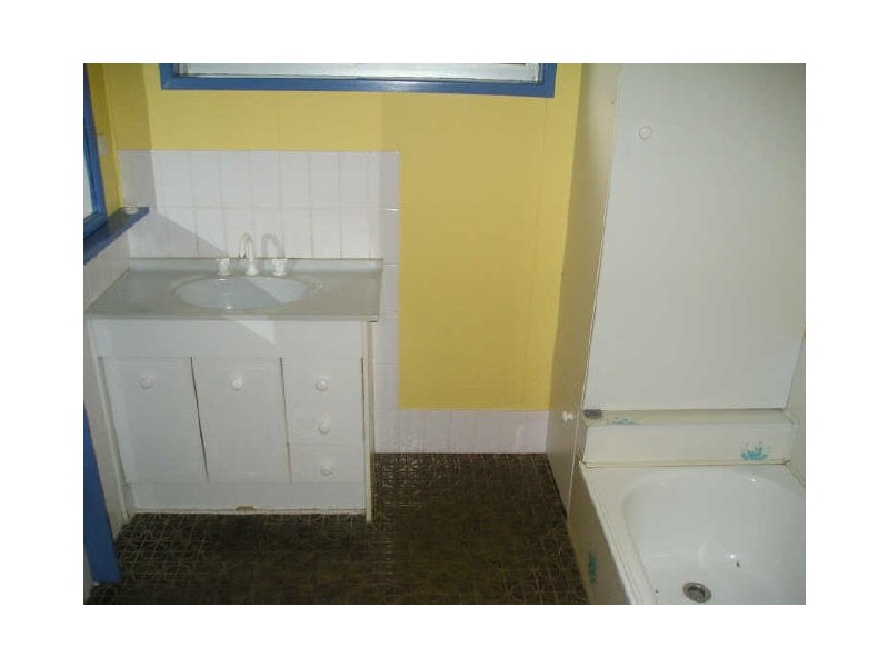 24 Ferris Street, Caboolture QLD 4510