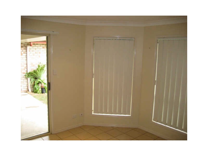 16 Kerswell Street, Caboolture QLD 4510