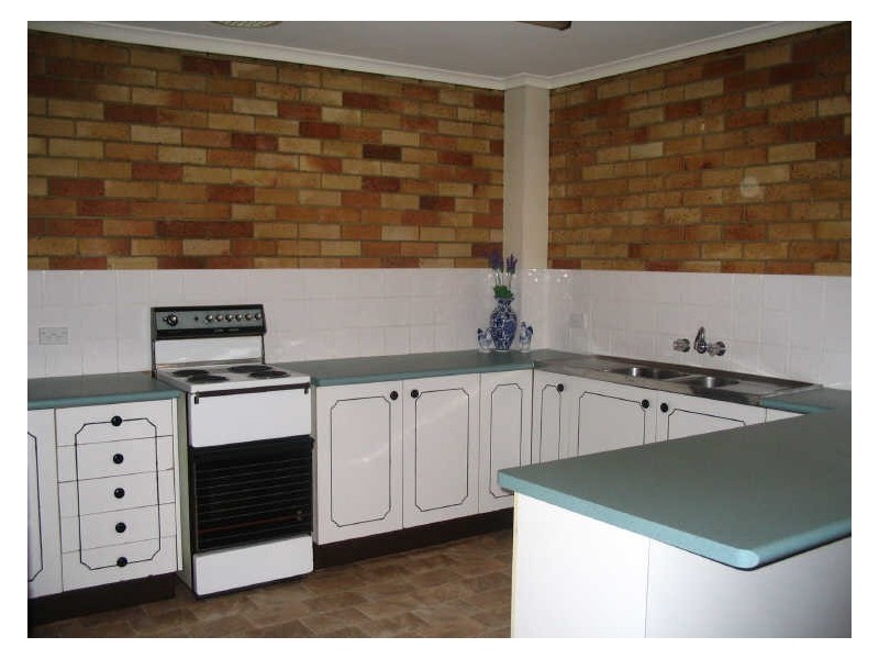4/45 Lower King Street, Caboolture QLD 4510