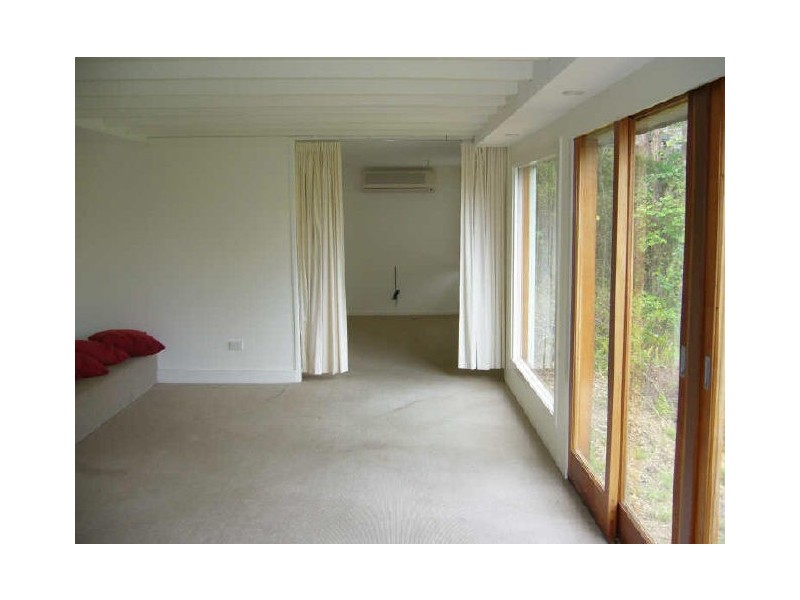 14 Glenrosa Rd, Red Hill QLD 4059