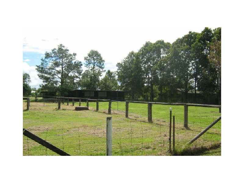 126 Pumicestone Road, Caboolture QLD 4510