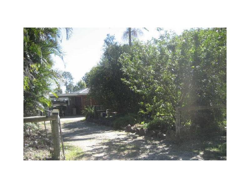126 Pumicestone Road, Caboolture QLD 4510