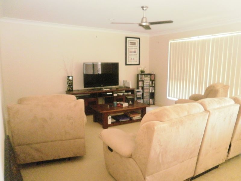 20 Valleyview Street, Narangba QLD 4504