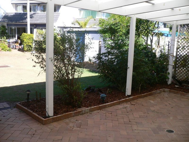 23a/16 Spinnaker Dr -Waterfront Place, Sandstone Point QLD 4511