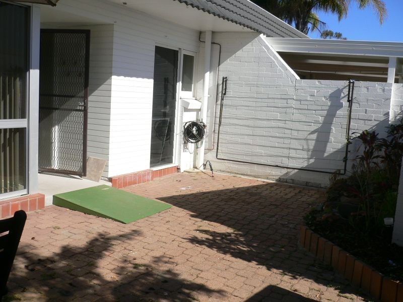 23a/16 Spinnaker Dr -Waterfront Place, Sandstone Point QLD 4511