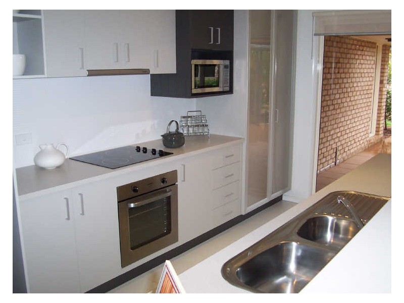 5 Briggs Drive, Caboolture QLD 4510