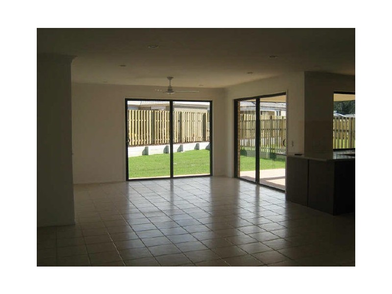 20 Pitkin St, Bellmere QLD 4510