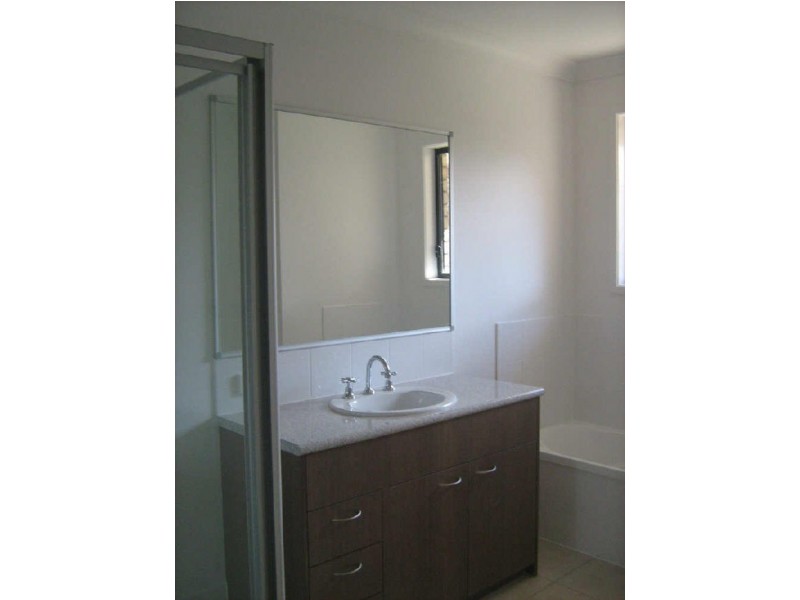 20 Pitkin St, Bellmere QLD 4510